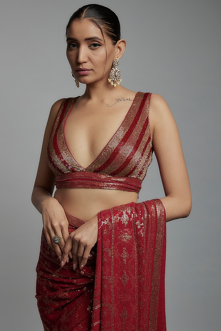 Red Chiffon Sequins Embroidered Bridal Saree Set by Nakul Sen at Pernia's Pop Up Shop