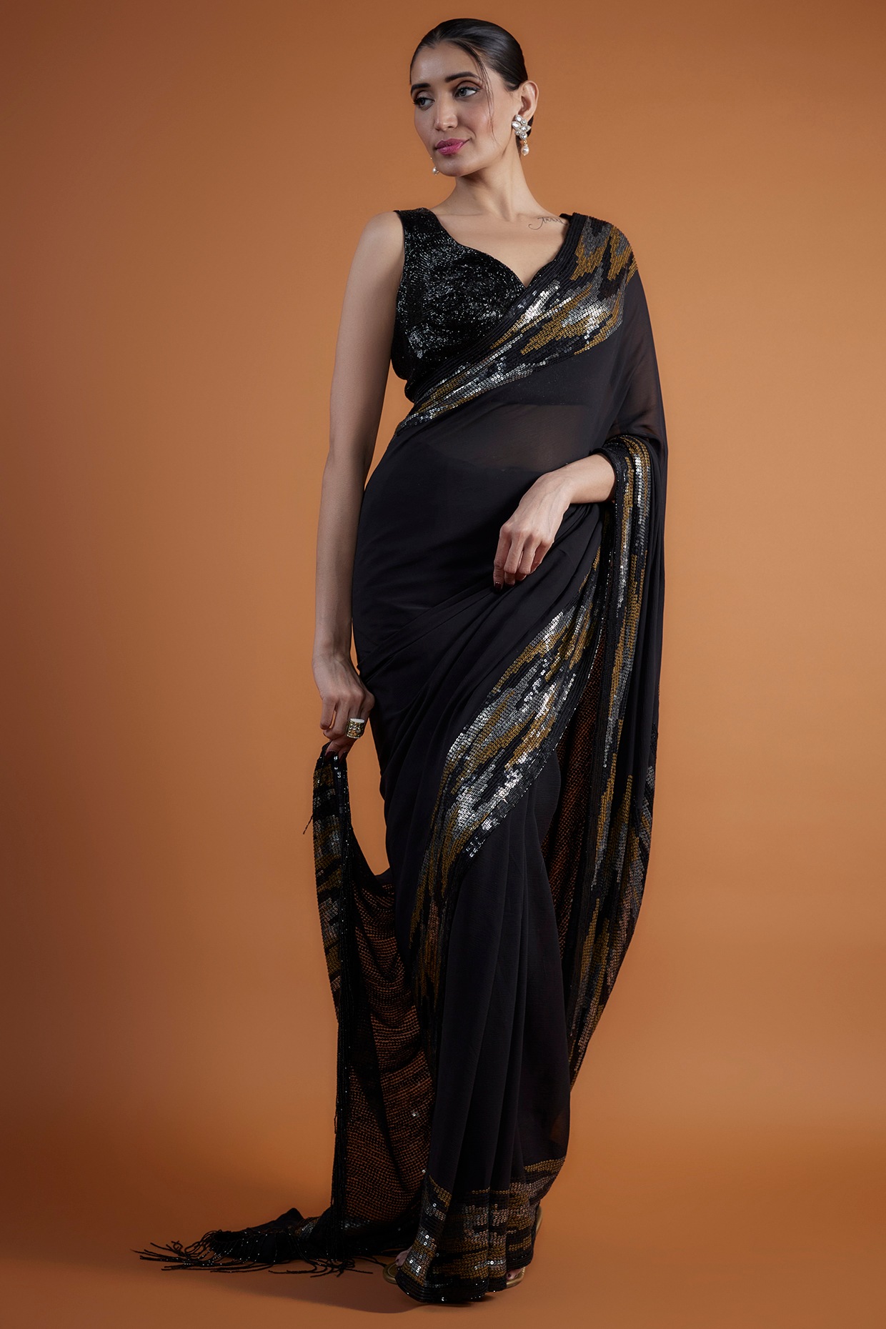 Dazzling dark Green Colored chiffon Stone Work Saree For Women. Buy Sarees  online at low prices in India. – Lady India