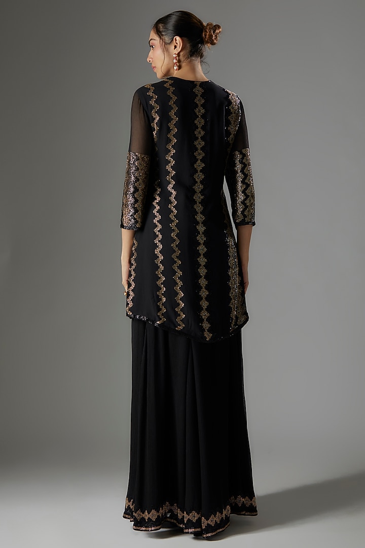 Black Chiffon Sequins Embroidered Kurta Set by Nakul Sen at Pernia's Pop Up Shop