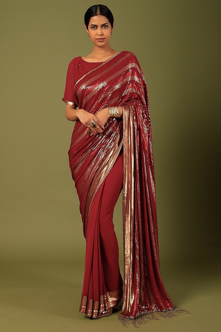 Red Embroidered Saree Set by Nakul Sen at Pernia's Pop Up Shop