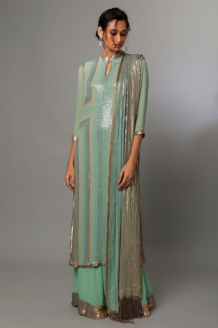 Porcelain Blue Silk Embroidered Kurta Set by Nakul Sen at Pernia's Pop Up Shop