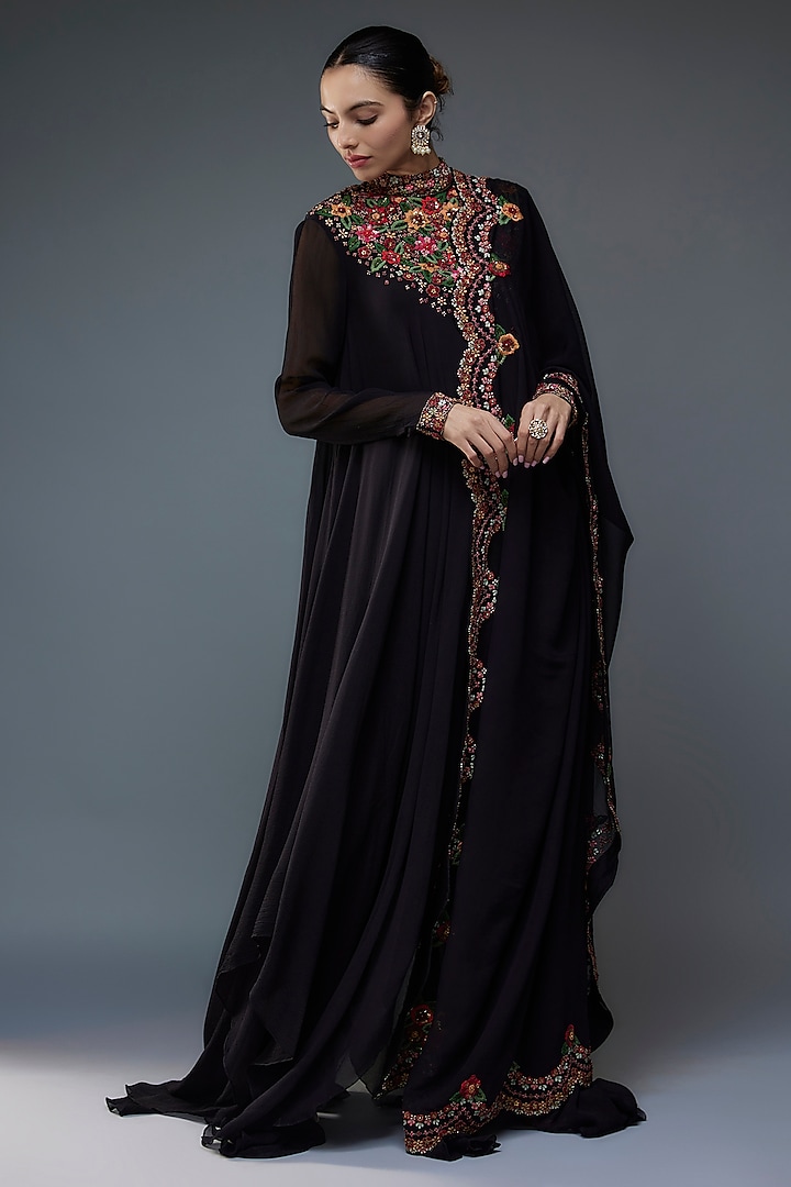 Black Chiffon Floral Thread Embroidered Asymmetrical Kurta Set by Nakul Sen at Pernia's Pop Up Shop