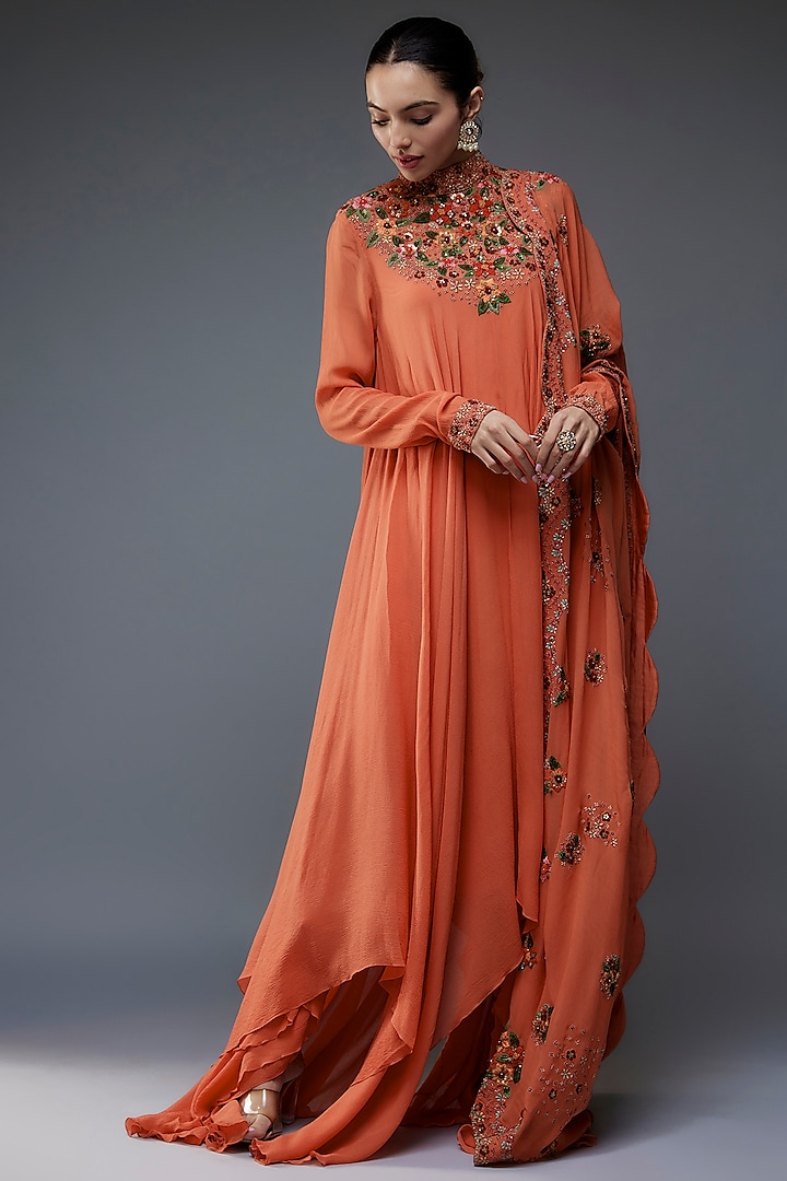 Coral Chiffon Floral Thread Embroidered Asymmetrical Kurta Set by Nakul Sen at Pernia's Pop Up Shop