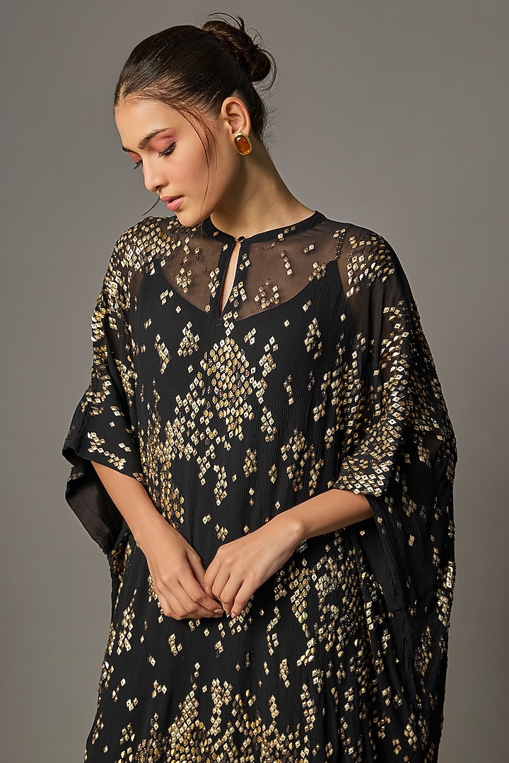 Black Chiffon Thread Embroidered Kaftan Set by Nakul Sen at Pernia's Pop Up Shop