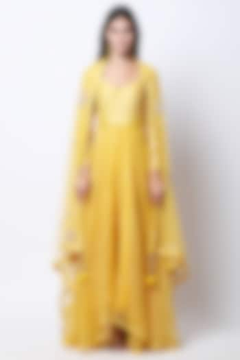 Yellow Embroidered & Printed Kurta Set by Nikasha at Pernia's Pop Up Shop