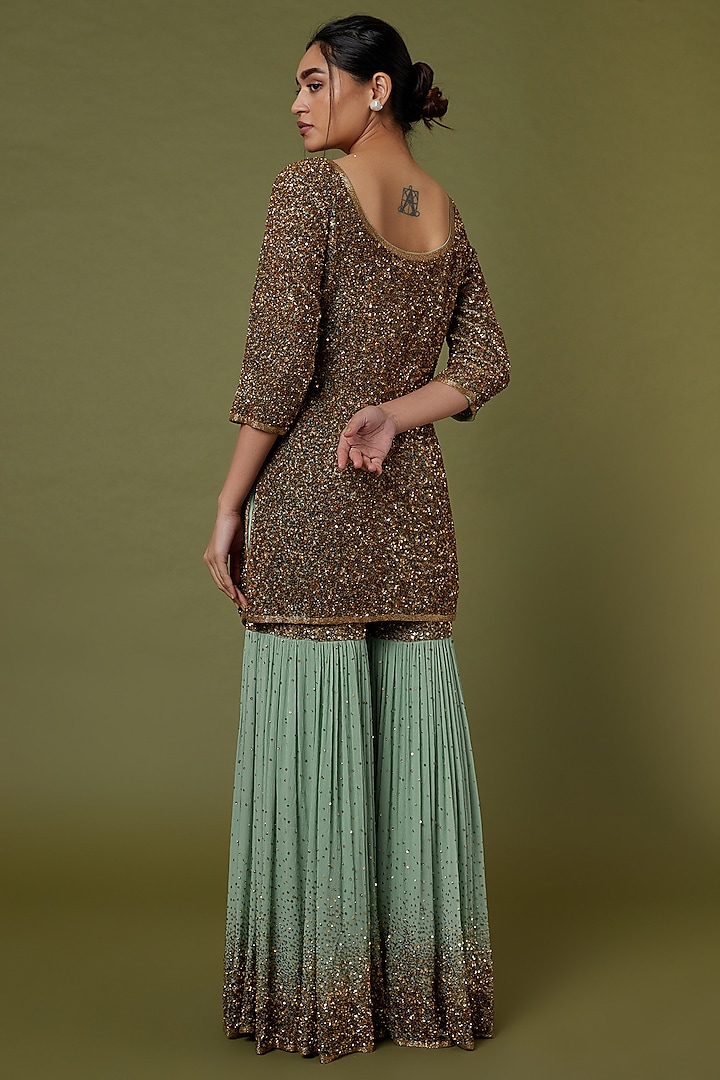 Mint Green Embroidered Kurta Set by Nakul Sen at Pernia's Pop Up Shop
