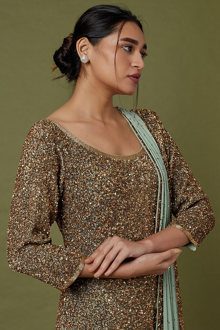 Mint Green Embroidered Kurta Set by Nakul Sen at Pernia's Pop Up Shop