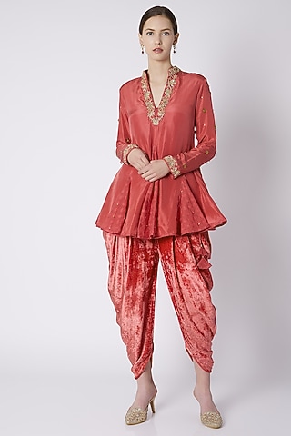 Mauve Embroidered Kurta With Dhoti by Nikasha