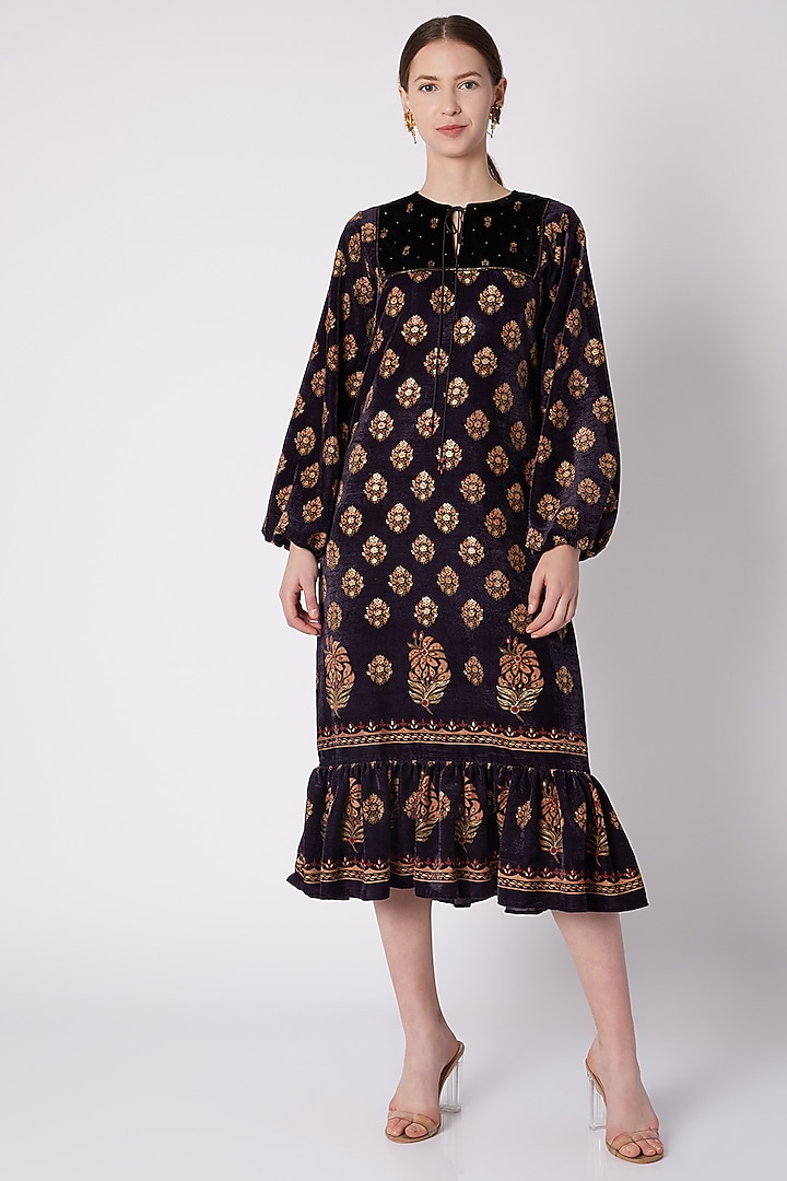 Black & Gold Floral Printed Vacation Dress by Nikasha at Pernia's Pop Up Shop