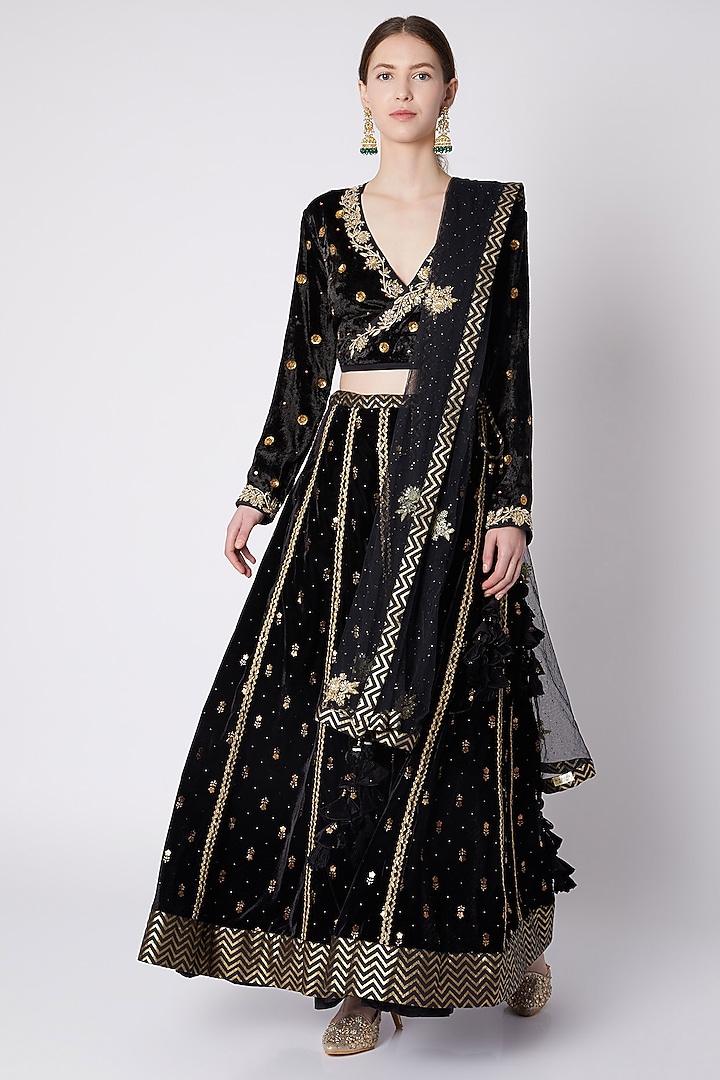 Black Printed & Embroidered Wedding Lehenga Set by Nikasha at Pernia's Pop Up Shop