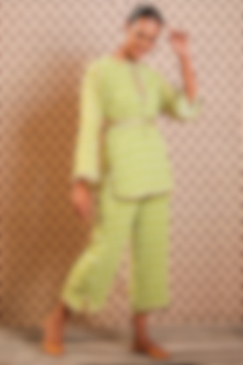 Pista Green Thread-Embroidered Kurta Set by Nikasha at Pernia's Pop Up Shop