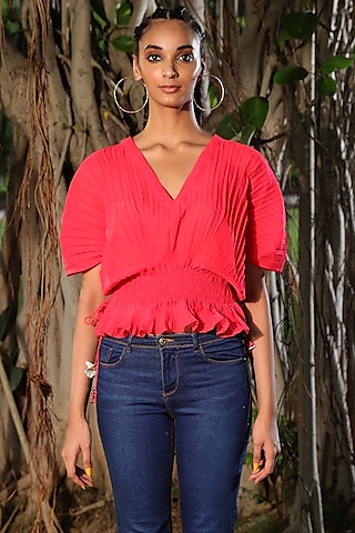 Gajjari Coral Georgette Pleated Kaftan Top by Nikasha