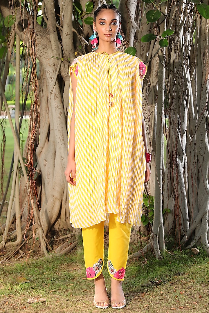 Pitambari Yellow Hand Embroidered Pleated Kaftan Tunic Set by Nikasha at Pernia's Pop Up Shop