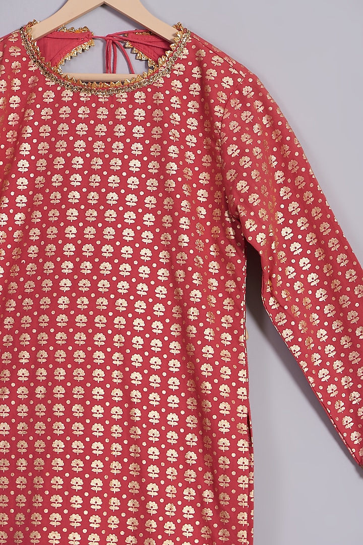 Poppy Red Motif Printed Kurta Set For Girls by Nikasha Kidswear at Pernia's Pop Up Shop