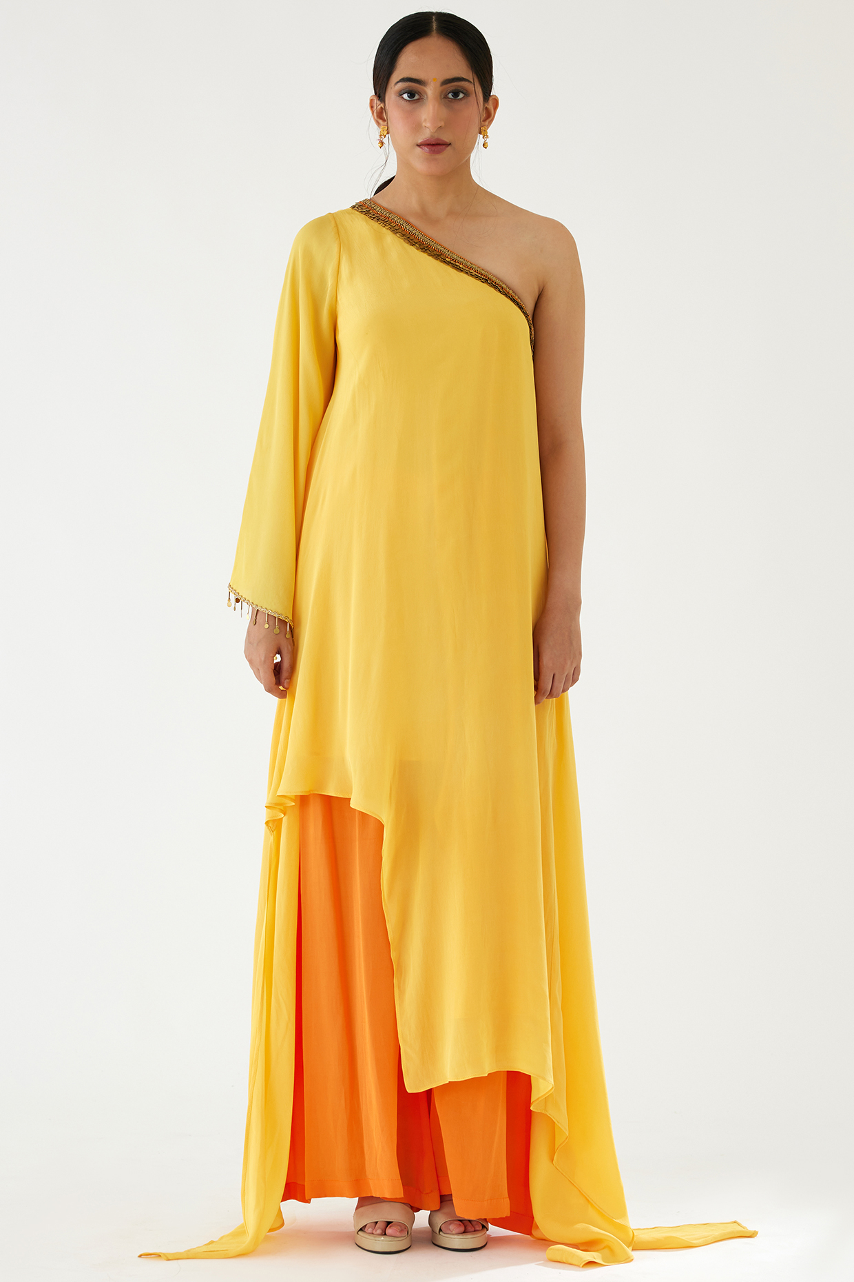 Yellow Hand Embroidered Tunic Set by Nikasha at Pernia's Pop Up Shop
