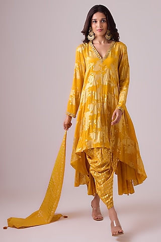 Haldi Yellow Pure Crepe Silk Foil Printed Asymmetric Kurta Set by Nikasha