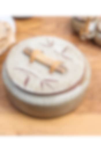 Beige Studio Pottery Roti Box From Pondicherry by Nakshikathaa at Pernia's Pop Up Shop