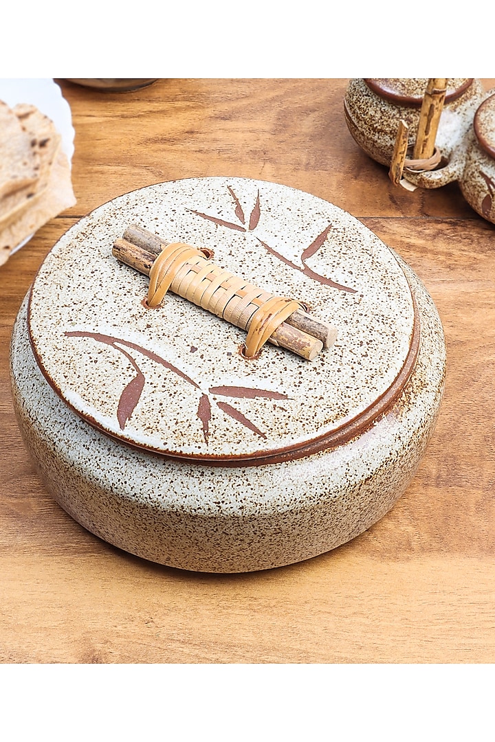 Beige Studio Pottery Roti Box From Pondicherry by Nakshikathaa at Pernia's Pop Up Shop