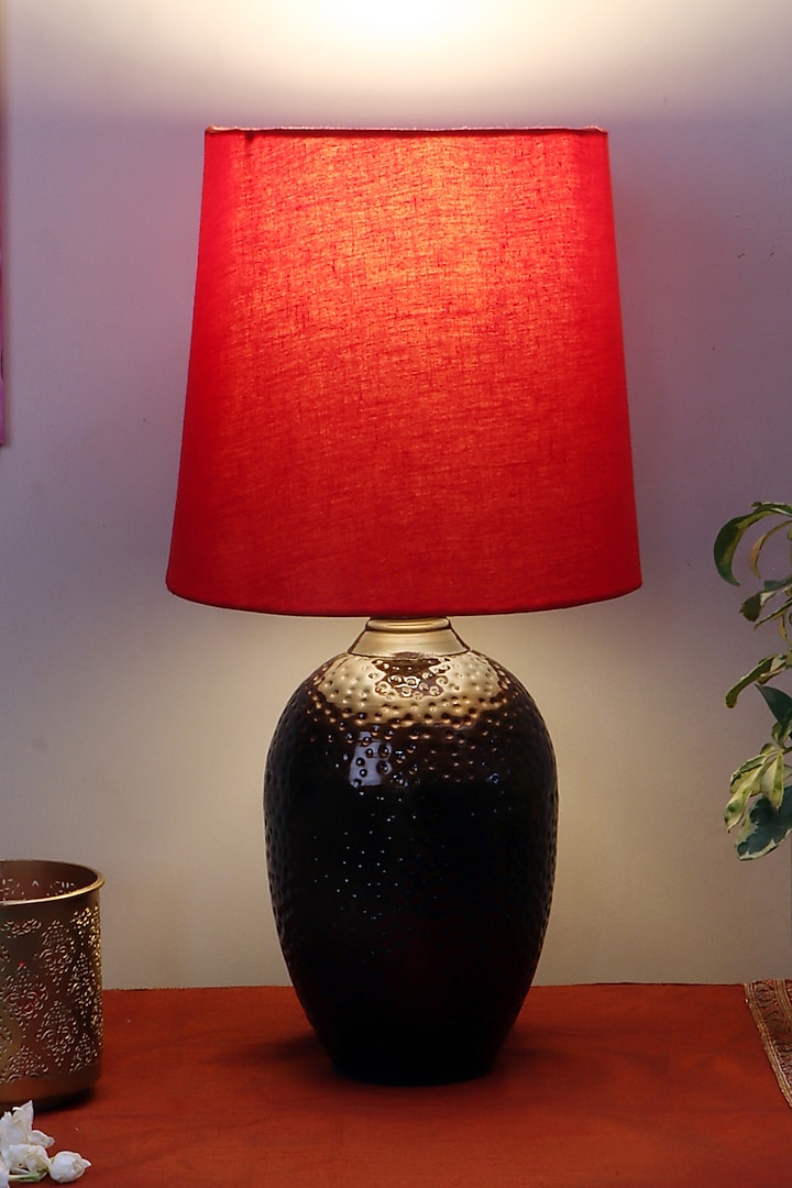 Dark Brown Nalanda Table Lamp With Red Shade by Nakshikathaa at Pernia's Pop Up Shop