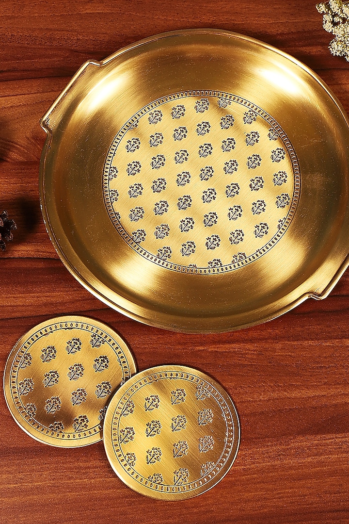 Antique Gold Brass Round Tray With Coaster Set by Nakshikathaa