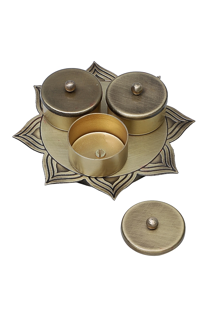Antique Finish Kumkum Bowls by Nakshikathaa at Pernia's Pop Up Shop