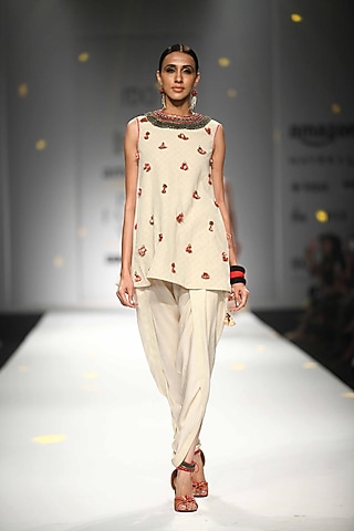 Ivory Back Open Printed Godet Embroidered Kurta with Ivory Overlap Dhoti by Nikasha
