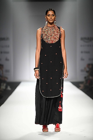 Black Embroidered Apple Cut Kurta with Black Gathered Sharara by Nikasha