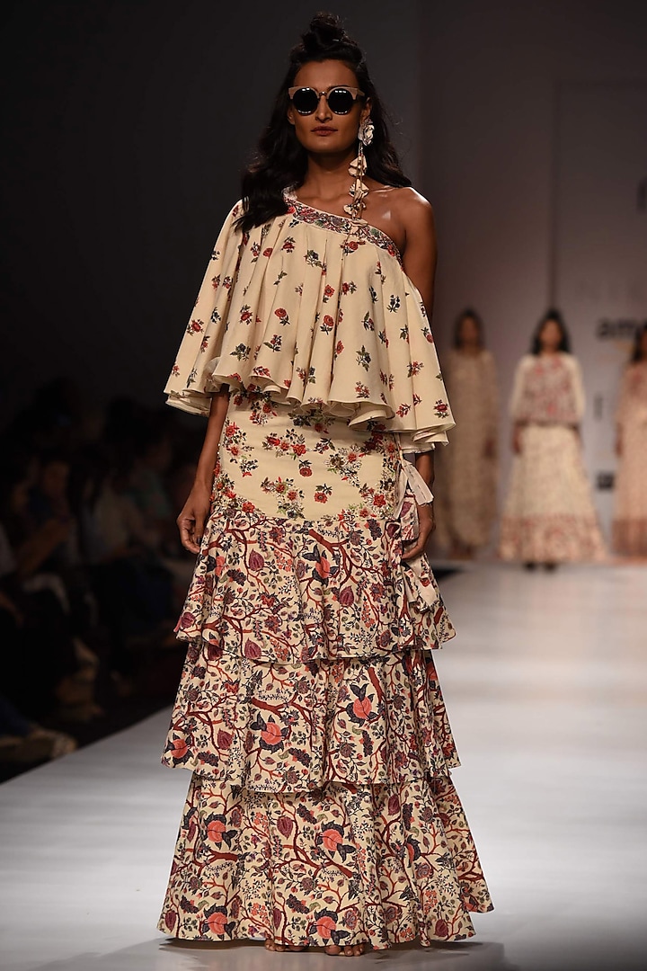 Lilly Printed One Shoulder Top with Khadi Tiered Skirt by Nikasha