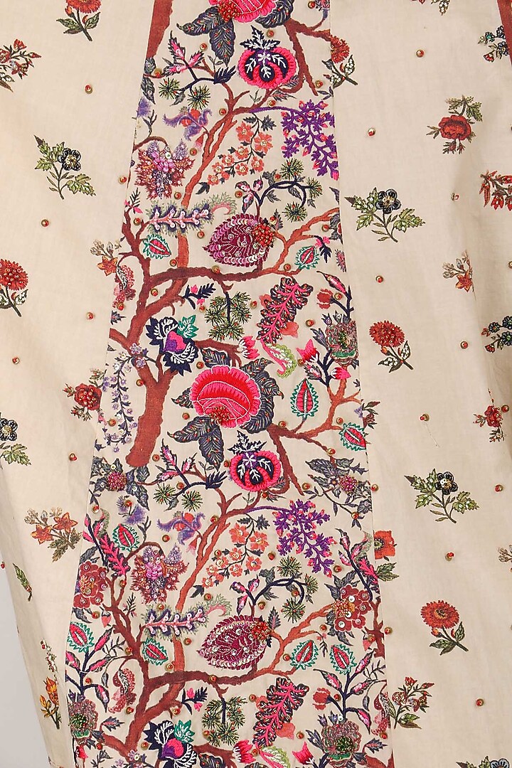 Off white floral embroidery printed lehenga set available only at Pernia's Pop Up Shop