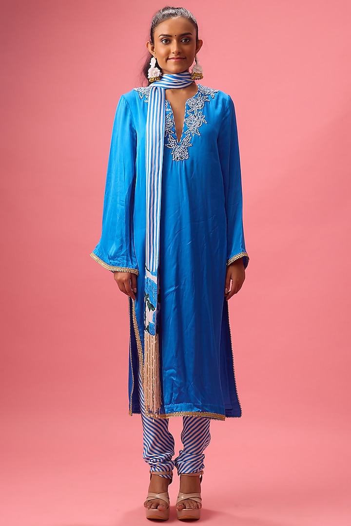 Blue Modal Satin Applique Hand Embroidered Kurta Set by Nikasha at Pernia's Pop Up Shop