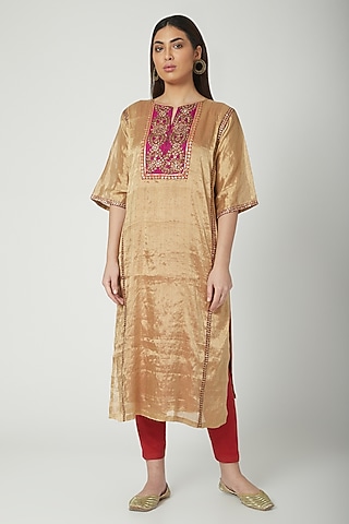Gold Hand Embroidered Kurta Set by Nida Mahmood