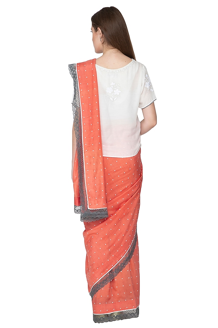 Peach Printed & Embroidered Wedding Saree Set by Nida Mahmood at Pernia's Pop Up Shop