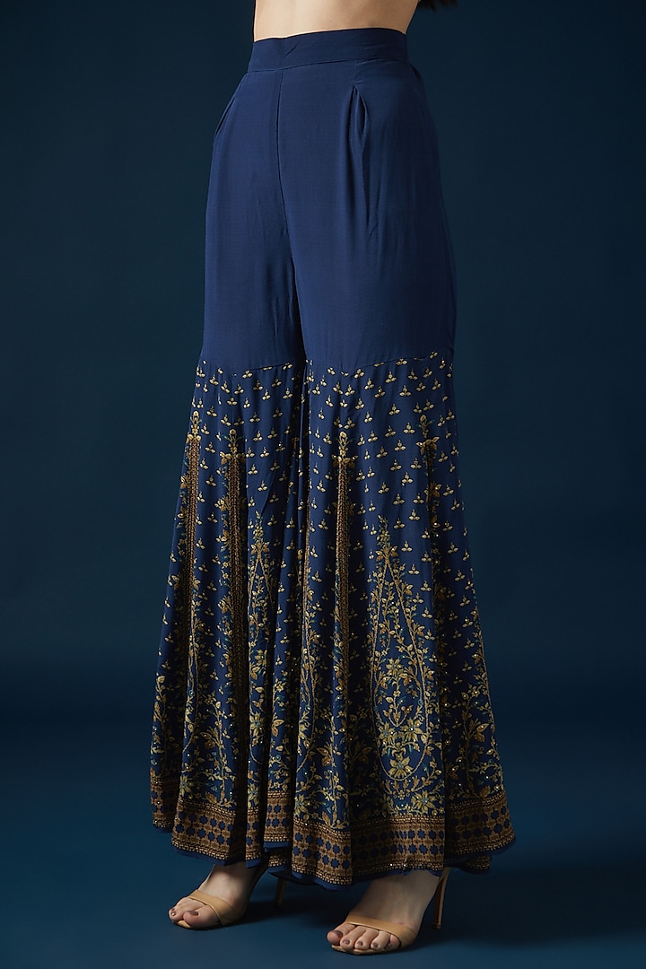 Blue Bemberg Crepe Embroidered & Printed Kurta Set by NIRRAAMYAA at Pernia's Pop Up Shop