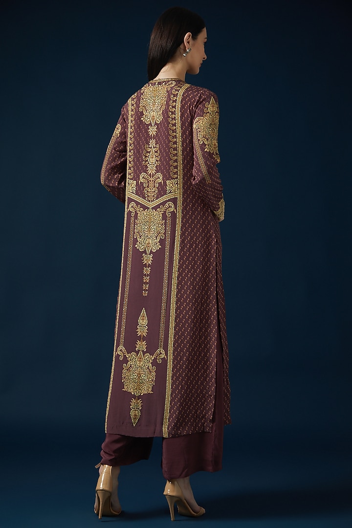 Mauve Bemberg Crepe Embroidered & Printed Kurta Set by NIRRAAMYAA at Pernia's Pop Up Shop