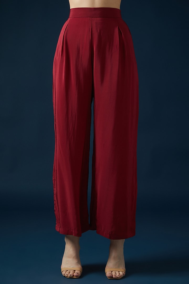 Red Bemberg Crepe Embroidered & Printed Kurta Set by NIRRAAMYAA at Pernia's Pop Up Shop