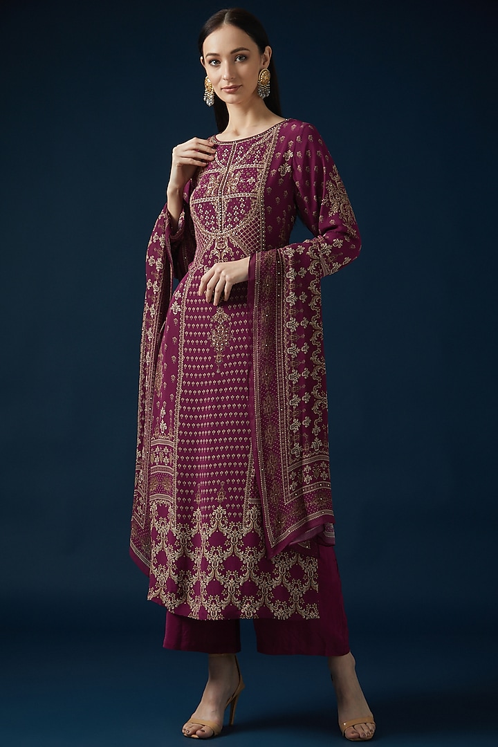 Wine Bemberg Crepe Embroidered & Printed Kurta Set by NIRRAAMYAA at Pernia's Pop Up Shop