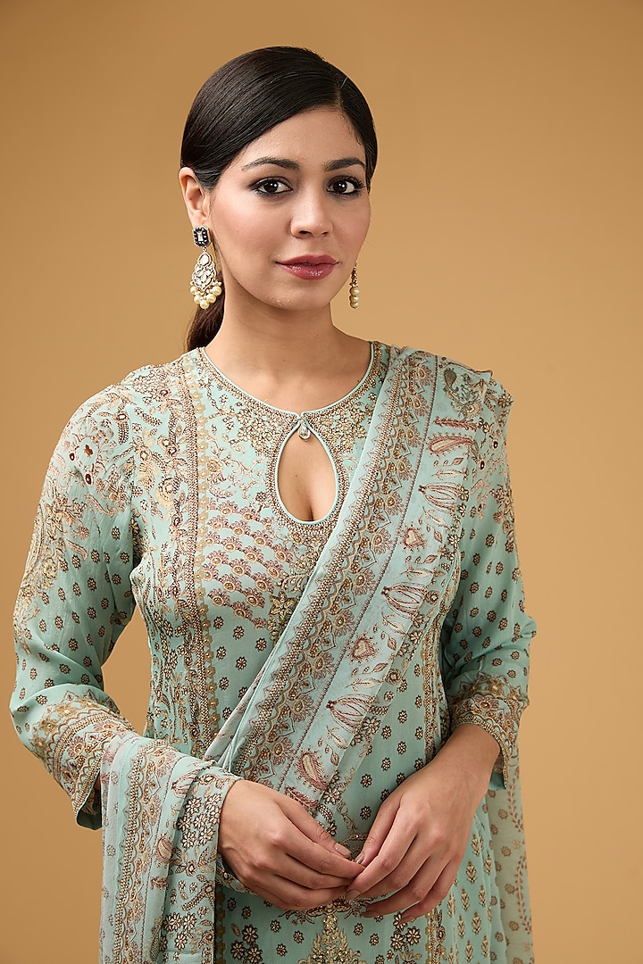 Green Crepe Printed & Embroidered Kurta Set by NIRRAAMYAA at Pernia's Pop Up Shop