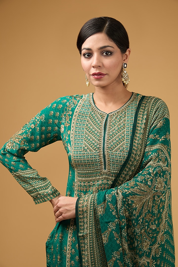 Teal Crepe Printed & Embroidered Kurta Set by NIRRAAMYAA at Pernia's Pop Up Shop