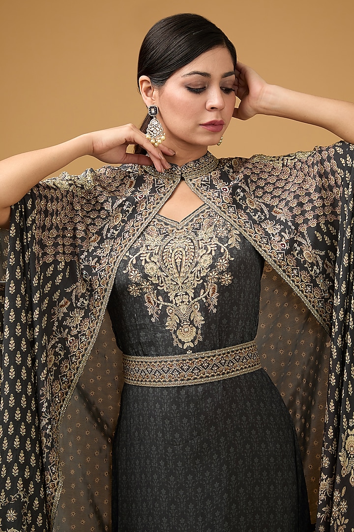 Grey Crepe Printed & Embroidered Cape Set by NIRRAAMYAA at Pernia's Pop Up Shop