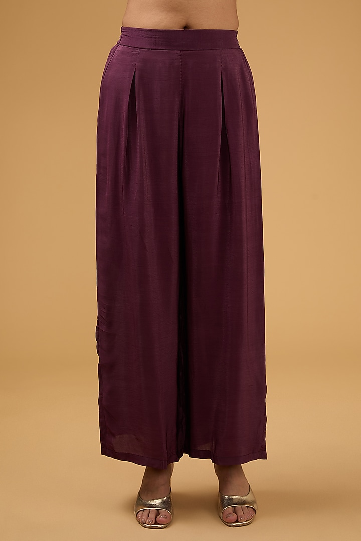 Mauve Crepe Printed & Embroidered Kurta Set by NIRRAAMYAA at Pernia's Pop Up Shop
