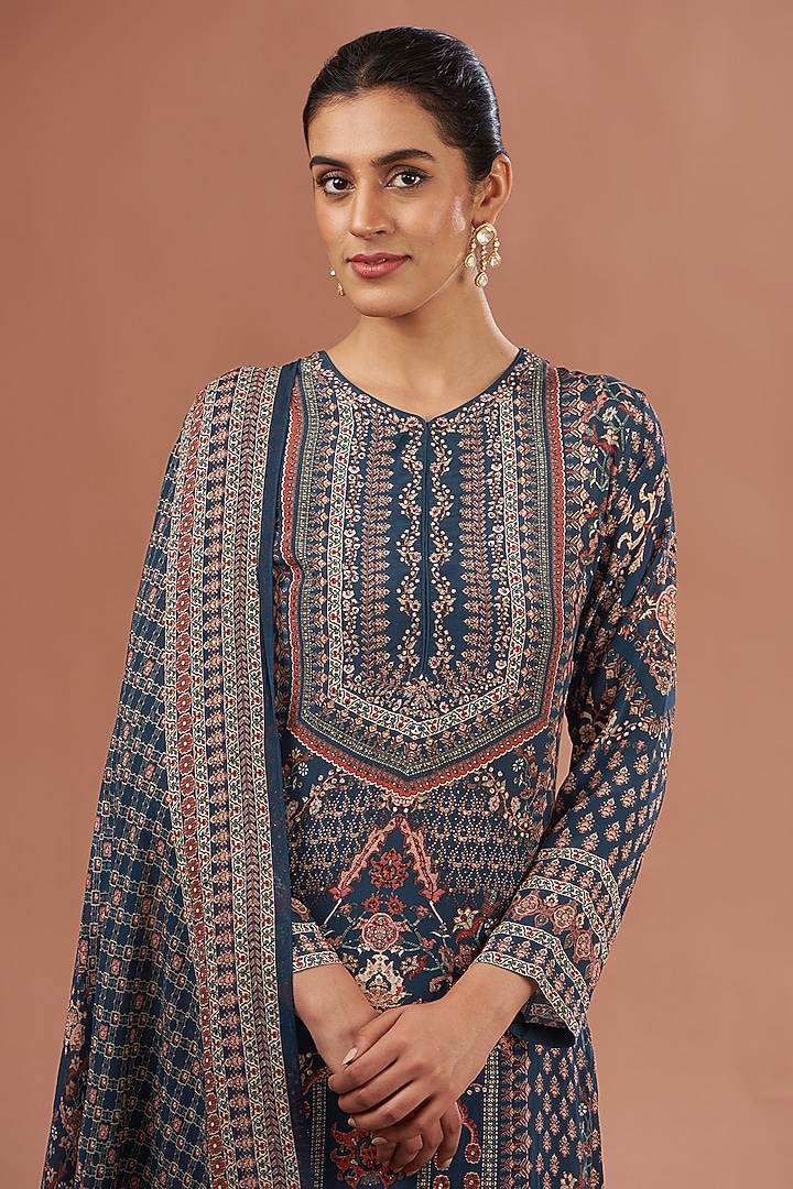 Navy Blue Crepe & Georgette Swarovski Embroidered Kurta Set by NIRRAAMYAA at Pernia's Pop Up Shop