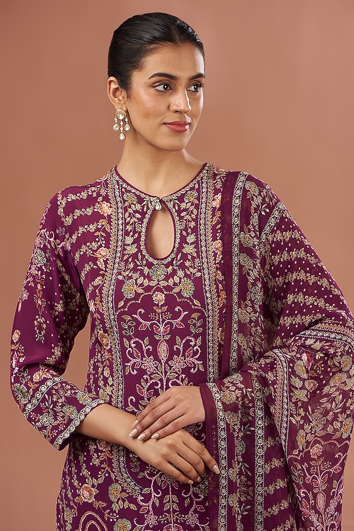 Wine Georgette & Crepe Digital Printed Kurta Set by NIRRAAMYAA at Pernia's Pop Up Shop