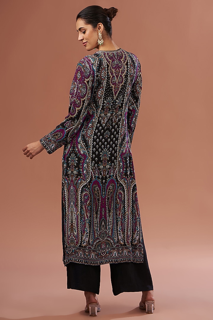 Black Crepe & Georgette Digital Printed Kurta Set by NIRRAAMYAA at Pernia's Pop Up Shop