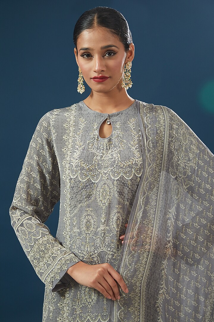 Light Grey Crepe & Georgette Printed Kurta Set by NIRRAAMYAA at Pernia's Pop Up Shop