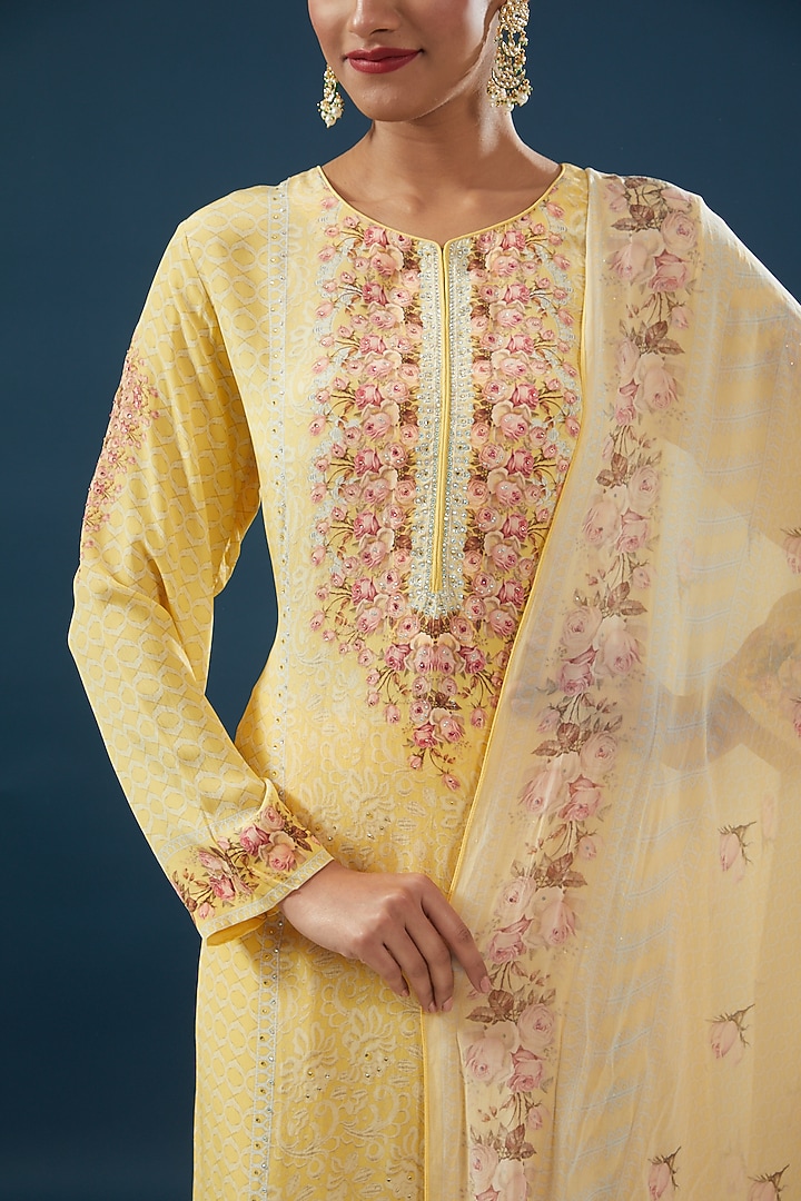 Yellow Crepe & Georgette Printed Kurta Set by NIRRAAMYAA at Pernia's Pop Up Shop