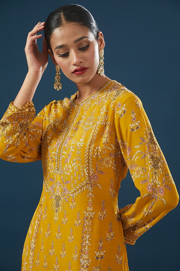 Mustard Crepe & Georgette Printed Kurta Set by NIRRAAMYAA at Pernia's Pop Up Shop