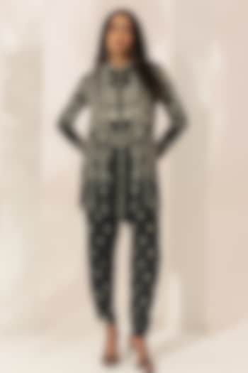 Black Bemberg Crepe Rhinestone Embroidered & Digital Print Co-ord Set by NIRRAAMYAA at Pernia's Pop Up Shop