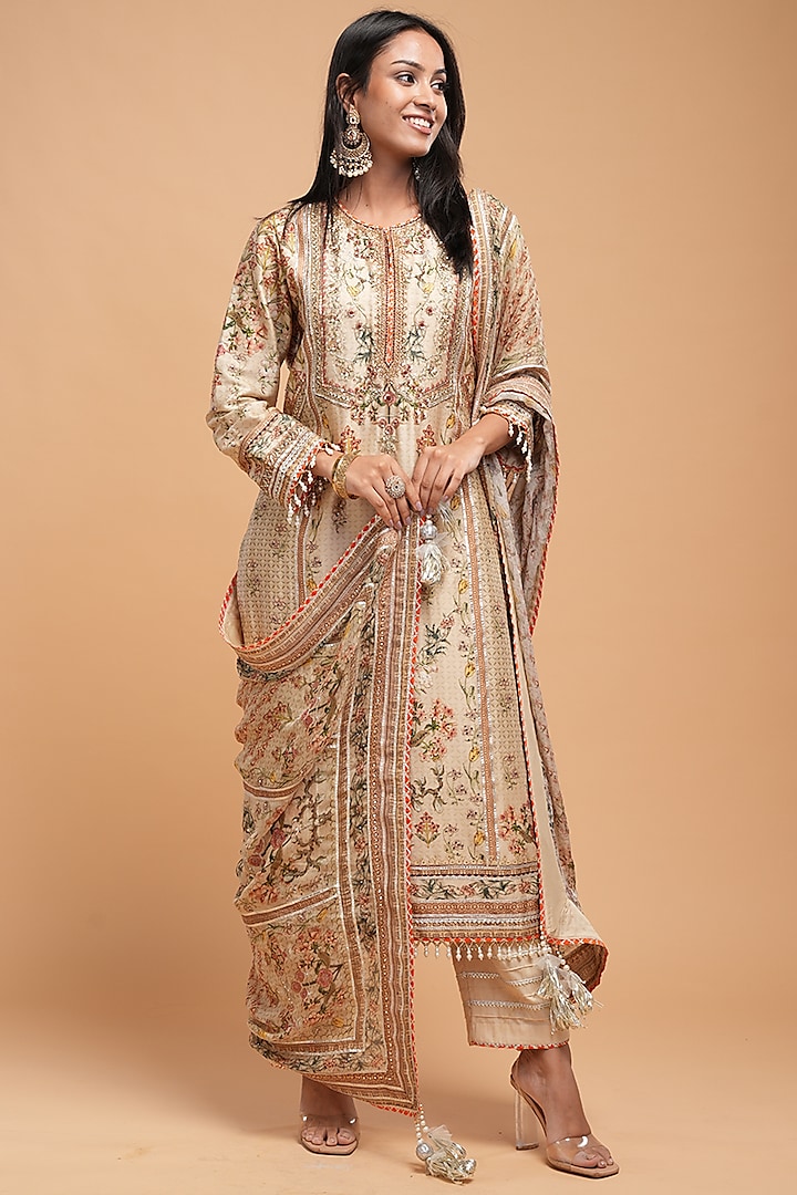 Beige Chanderi Digital Printed Kurta Set by NIRRAAMYAA at Pernia's Pop Up Shop