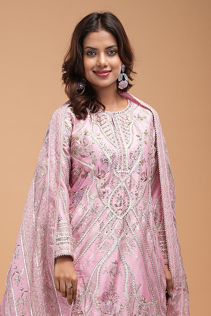 Baby Pink Chanderi Gota Embroidered Kurta Set by NIRRAAMYAA at Pernia's Pop Up Shop