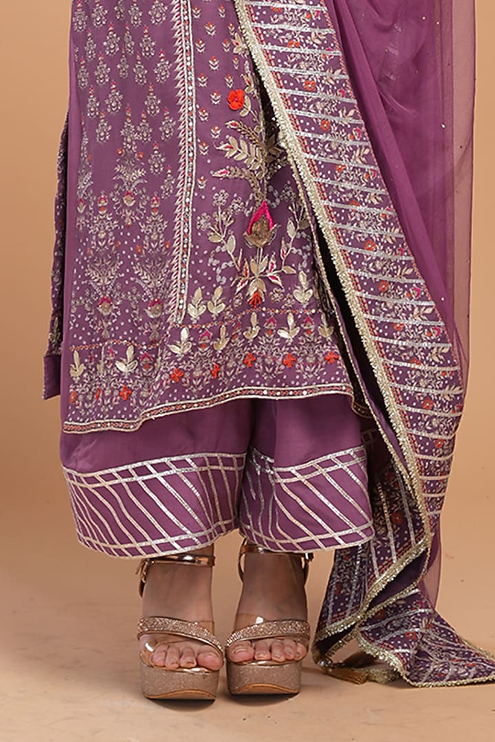 Lavender Dobby Georgette Digital Printed & Hand Embroidered Kurta Set by NIRRAAMYAA at Pernia's Pop Up Shop